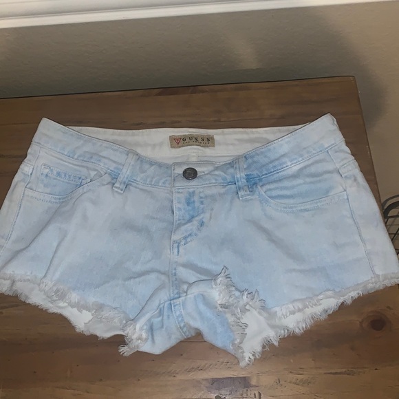 Authentic Guess denim shorts - Picture 1 of 3